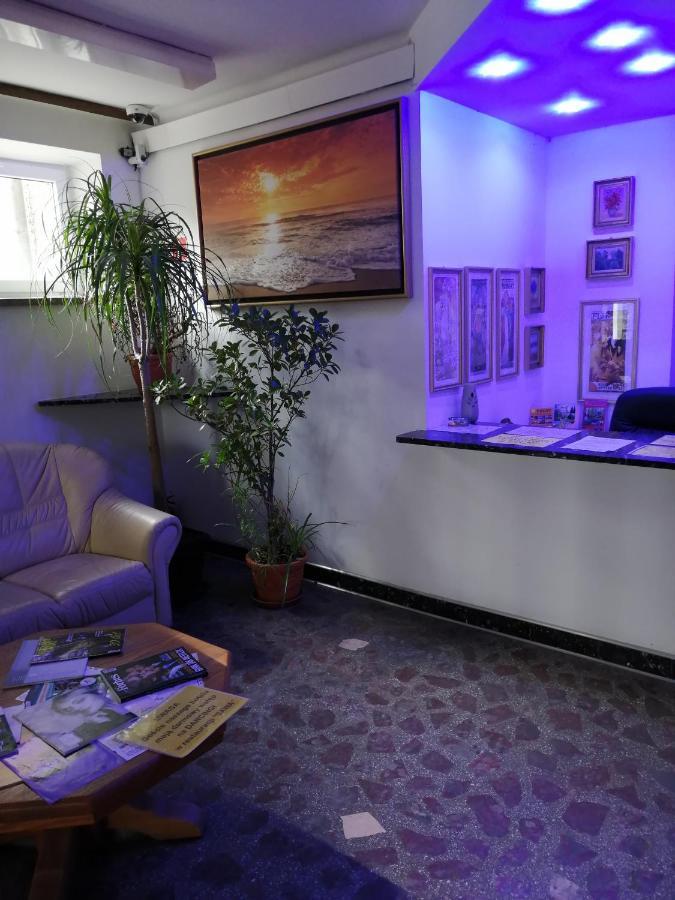 Dukat Hotell Horyniec Exteriör bild